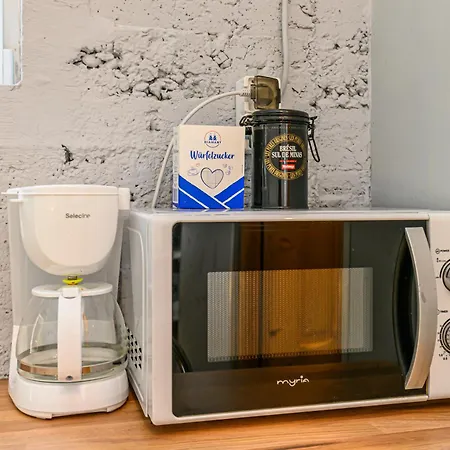 Charming With Garden & Parking