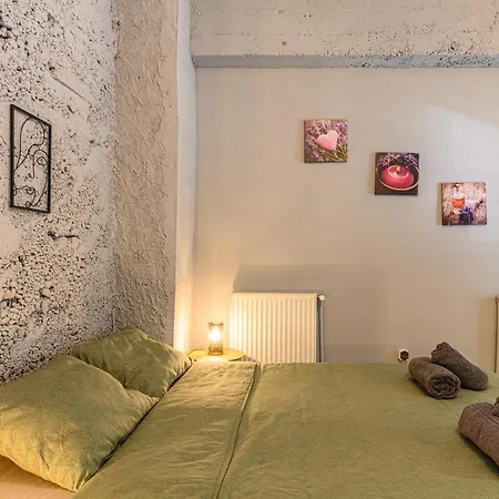 Apartamento Charming With Garden & Parking *